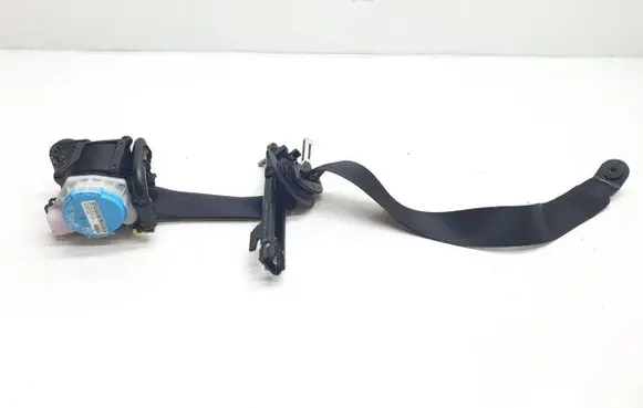 Mercedes-Benz B W246 W242 Front seatbelt 307068199228