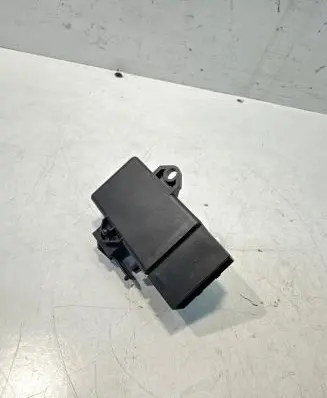 Seat Ibiza IV (6J,6P) Seat heating relay 6R0959772D