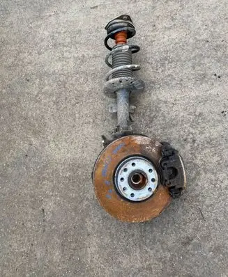 Opel Combo E Front wheel hub spindle knuckle