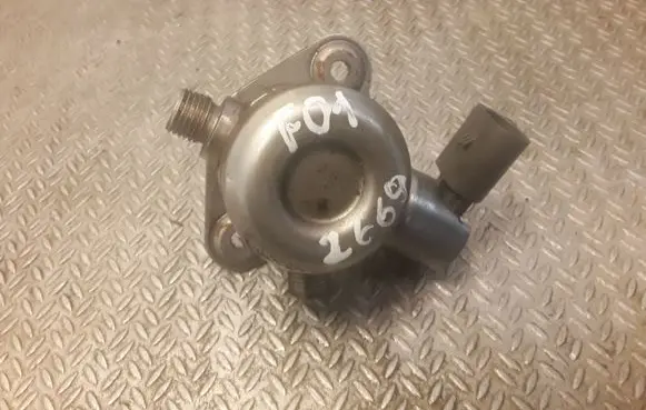 BMW 7 F01 F02 F03 F04 Mechanical fuel pump 7595339