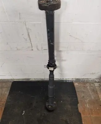 BMW 8 G15 Drive shaft (set) 8486546 848654602