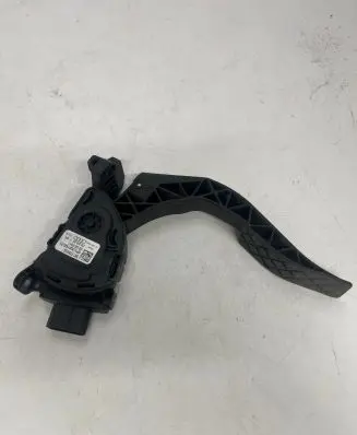 Audi A7 S7 4G Accelerator throttle pedal 8K1723523A 6PV009505