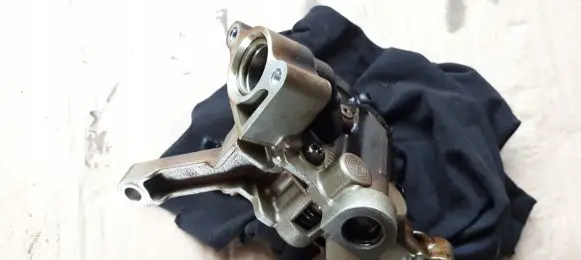 Audi A7 S7 4G Oil pump 06E105AQ