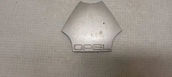 Opel Kadett E Original wheel cap 90127679