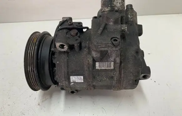 Volkswagen PASSAT B5.5 Air conditioning (A/C) compressor (pump) 8D0260808 4472208180