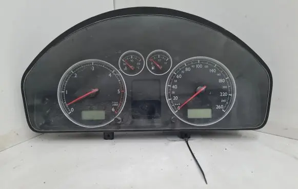 Volkswagen Sharan Speedometer (instrument cluster) 7M3920820D