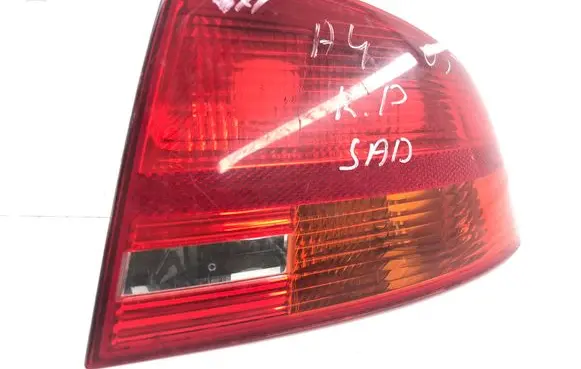 Audi A4 S4 B7 8E 8H Rear/tail lights R965070