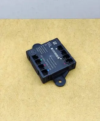 Mercedes-Benz C W204 Door control unit/module A2129004106 A2129020003 A2128208926