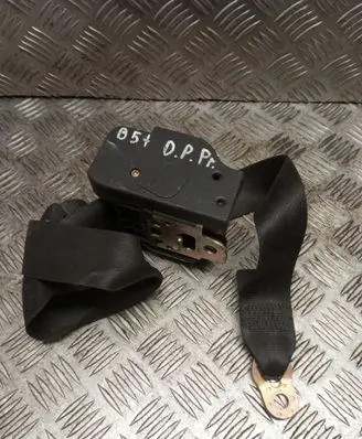 Volkswagen PASSAT B5.5 Front seatbelt 3B2857706C