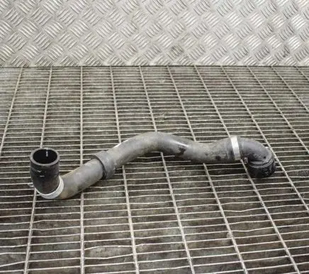 Volvo S60 Engine coolant pipe/hose 31474845