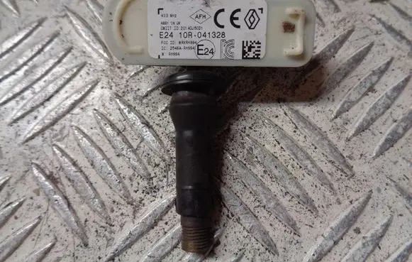 Renault Captur Tire pressure sensor 407009322R