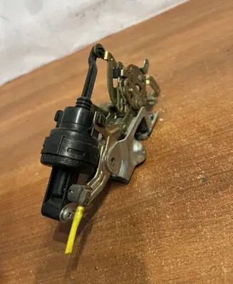 Mercedes-Benz E W210 Tailgate/trunk/boot lock/catch/latch 2027300635 D1466