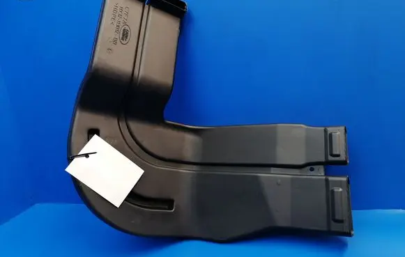 Land Rover Discovery 5 Cabin air duct channel HY32113B12BB
