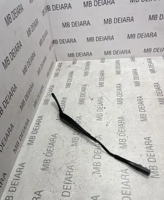 Mercedes-Benz ML W166 Front wiper blade arm A1668201040