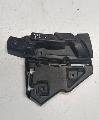 Volvo C30 Fender mounting bracket 31214884
