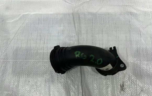 Jeep Cherokee Intercooler hose/pipe 68199049AC
