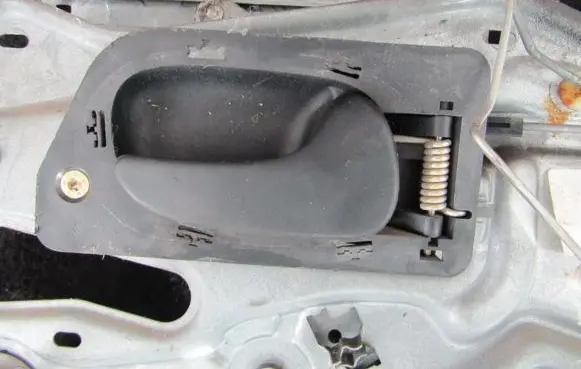 Renault Laguna I Rear door interior handle