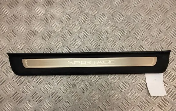KIA Sportage Front sill trim cover 85883F1500 85884F1500