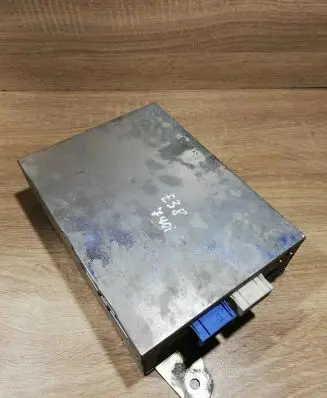 BMW 5 E39 Video control module 8383520