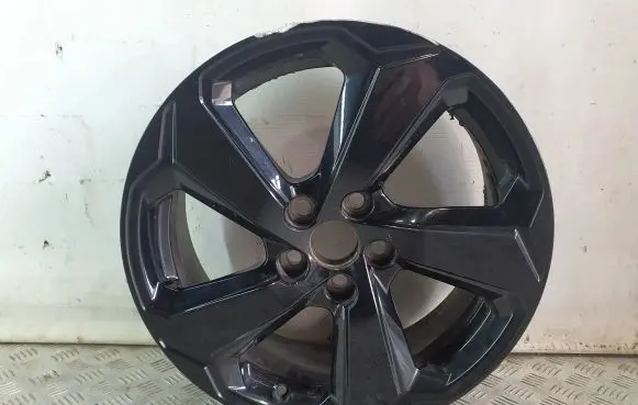 Toyota RAV 4 (XA40) R18 alloy rim 4261142790