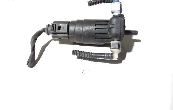 Audi A3 S3 A3 Sportback 8P Windscreen/windshield washer pump 1K6955651