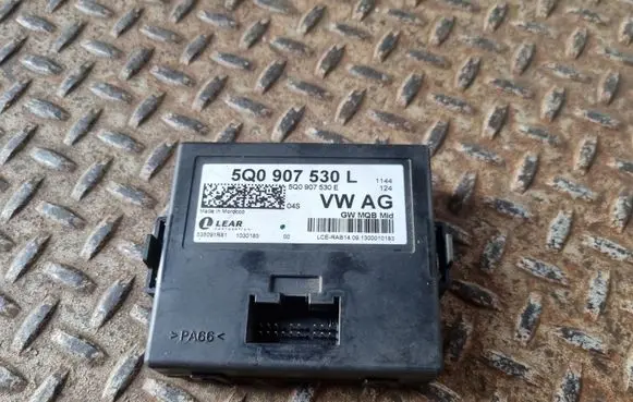 Audi A3 S3 8V Gateway control module 5Q0907530L 5Q0907530E