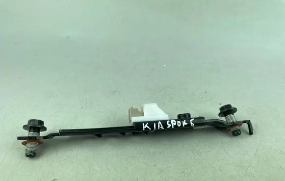 KIA Sportage Seat belt height adjuster 