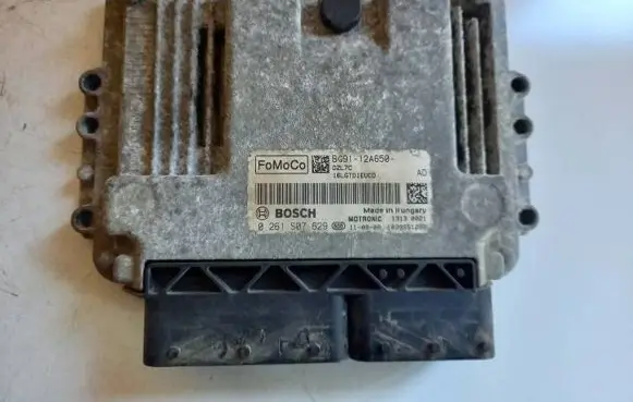 Ford Mondeo MK IV Engine control unit/module BG9112A650 0261S07629 1039S51297