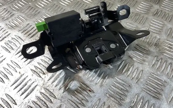 Volvo C30 Tailgate/trunk/boot lock/catch/latch 30784739