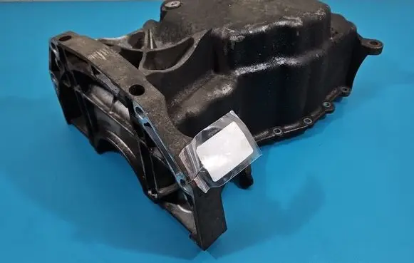 Renault Clio III Oil sump 8200660297 IMPRK1529675