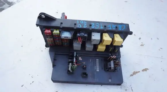 Volkswagen Crafter SAM control unit A9069006303