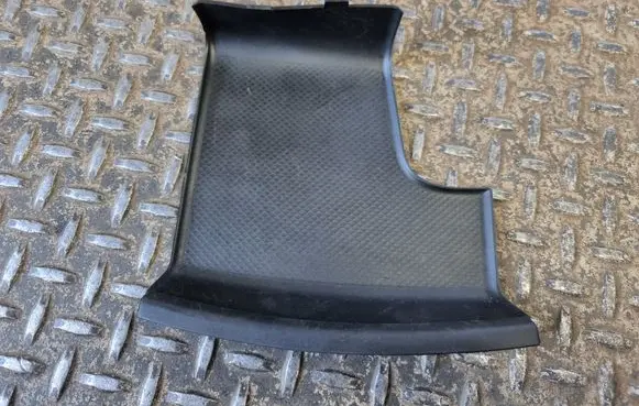 Dodge Charger Glove box pad L0199026AC
