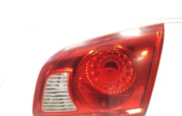 Hyundai Santa Fe Tailgate rear/tail lights 924062B000