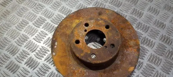 Subaru Impreza I Front brake disc