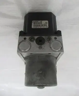 Ford Mondeo Mk III ABS Pump 2S71-2C405-AA