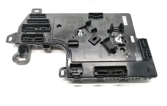 Tesla Model 3 Comfort/convenience module 1100340-90-H