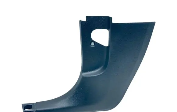 Foot area side trim