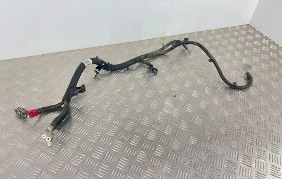 Jeep Cherokee Positive cable (battery) 68237042AF 68832L