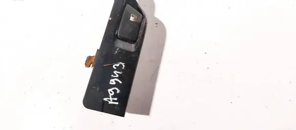 Toyota Yaris Fuel tank opening switch 