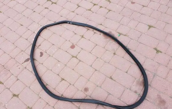 Opel Astra K Rubber seal loading door 