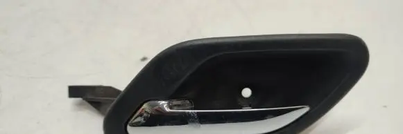 BMW 5 E39 Front door interior handle 8226049