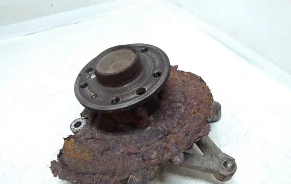 Opel Vectra C Rear wheel hub spindle/knuckle 