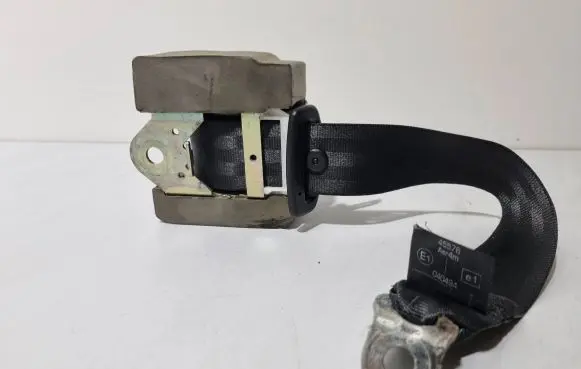 Audi A3 S3 8P Rear seatbelt 193857737A 8P0857805 33007701