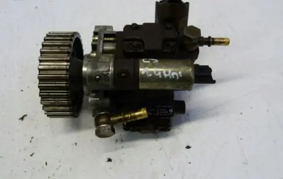 Citroen C3 Fuel injection high pressure pump 965159080