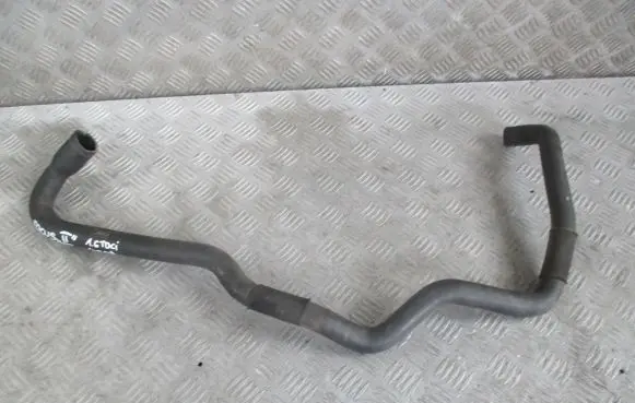 Ford Focus Engine coolant pipe/hose