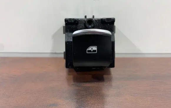 Alfa Romeo Stelvio Electric window control switch 01561075620 02127 01291