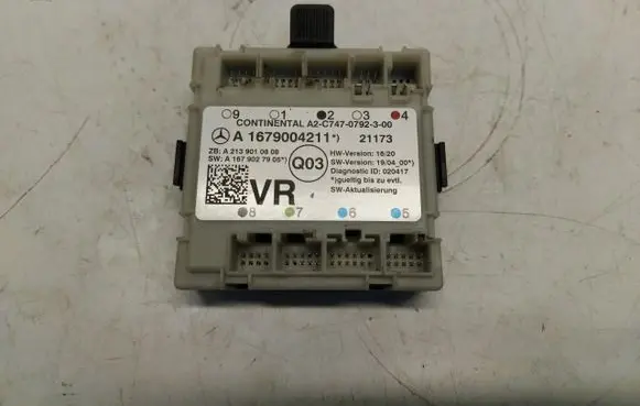 Mercedes-Benz Sprinter W907 W910 Door control unit/module A1679004211