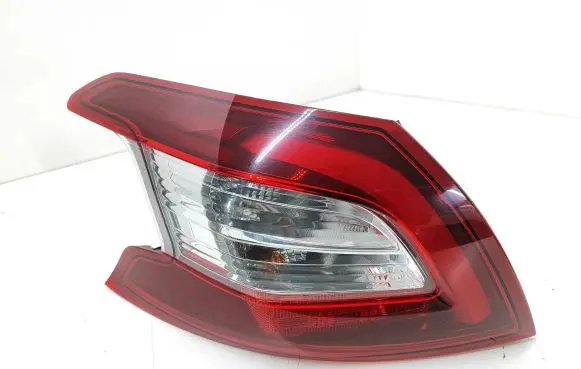 Peugeot 308 Rear/tail lights 9677817689 81250101