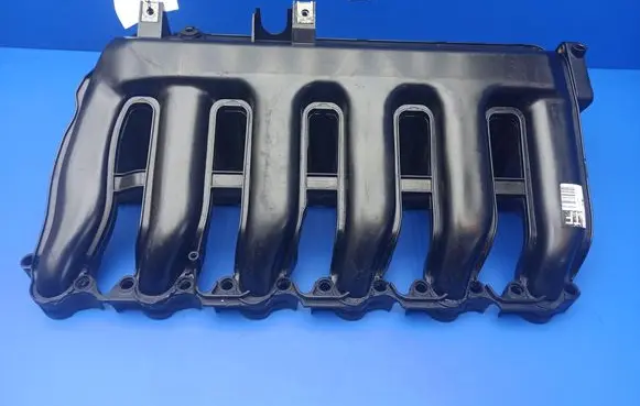 BMW 7 E65 E66 Intake manifold 7790700 7790701