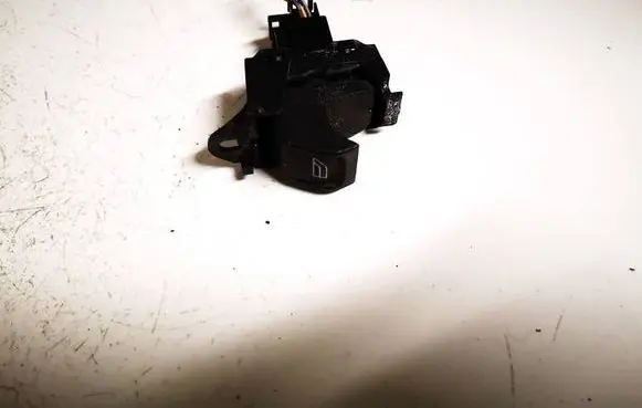 Volvo XC70 Electric window control switch 30773273